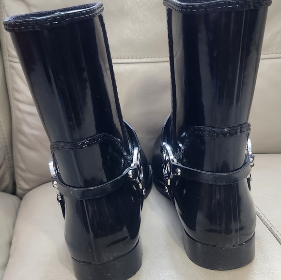 EUC Michael Kors short rain boots - Picture 2 of 5